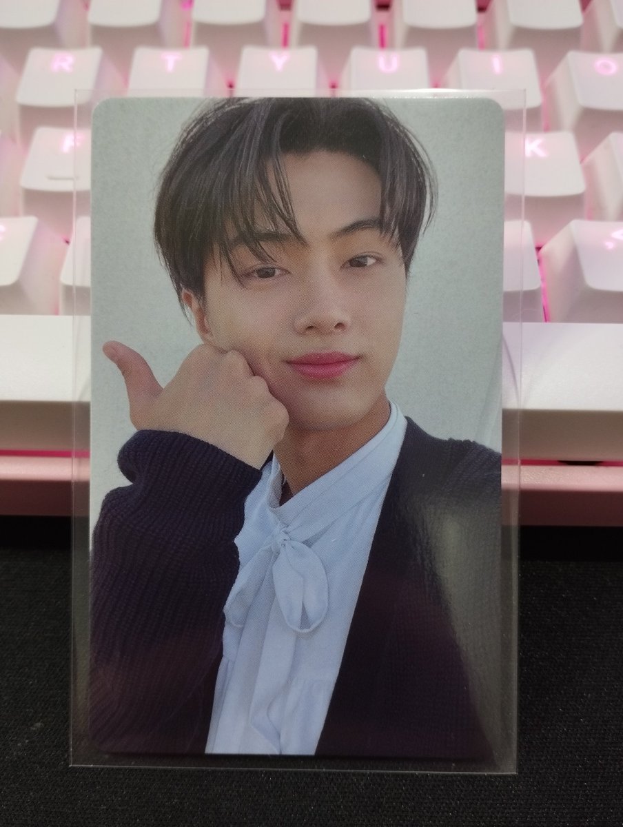 seumi20's tweet photo. wts lfb ph

jay dimension answer ums pob

250php only

pm me for condi :)
- mint!
- loc: zam

pahelp naman po rt! ty! :)

wts lfb ph jay dimension answer ums pob jay ums pob https://t.co/8jEbhy5Pwr