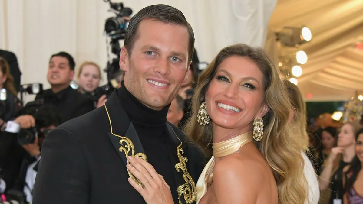 perthnow's tweet photo. Supermodel Gisele Bündchen and her NFL husband of 13 years Tom Brady have been the centre of breakup rumours as of late and now the model has addressed the speculation head-on. https://t.co/Z2KJccvZJn https://t.co/VvqipDvAOj
