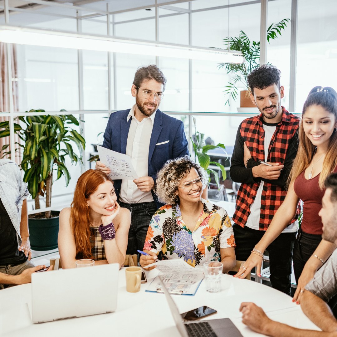 AyruuOfficial's tweet photo. 66% of millennials book their travel using a smartphone. And 75% had installed travel apps on their smartphone! 💾 https://t.co/wc7X8b2XY2

#workfromanywhere #businesstravel #businesstrip #businesstraveller #seminaire #bleisure #voyagedaffaires #bookingforbusiness #deplacementpro https://t.co/KFI1RqCLID