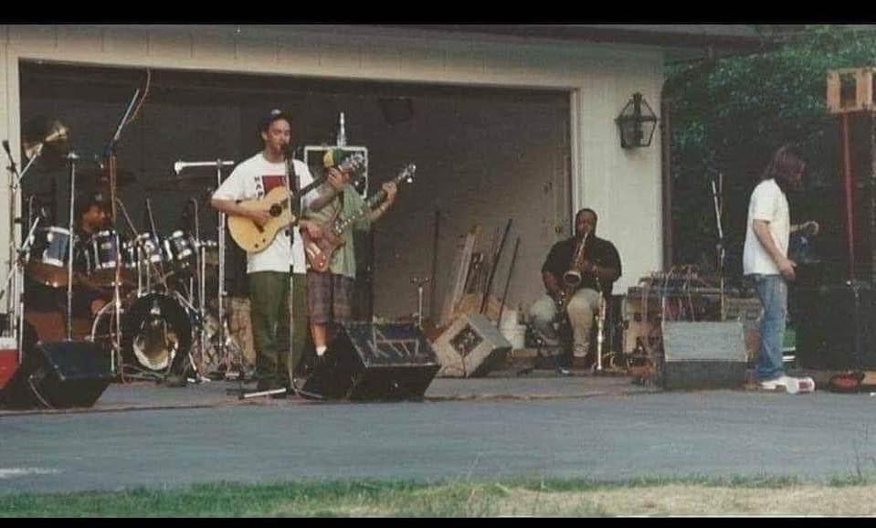 TPABrandon's tweet photo. @SLessard have you seen this picture yet. Is this closer to the start of the band? Who would of thought all those years ago. https://t.co/pw5QKbKaSM