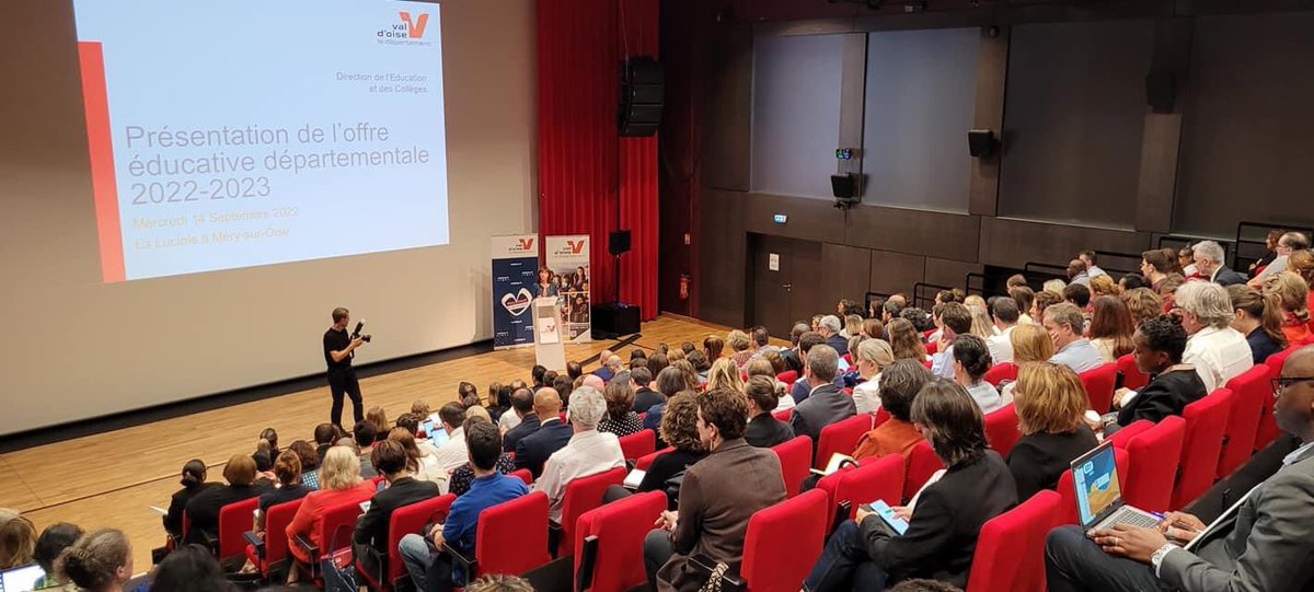 🚀 Lancement ce matin de l’offre éducative départementale 2022-2023 par vos élues <a href="/VirTinland/">Virginie Tinland</a> &amp; <a href="/Edwina_LR95/">Edwina Etoré -Manika</a>, en présence de l’<a href="/acversailles/">Académie de Versailles</a> et de + de 80 #collèges représentés. Comme chaque année, le <a href="/valdoise/">Département du Val d'Oise</a> est fier de proposer 1 000 actions éducatives aux #collégiens 👍