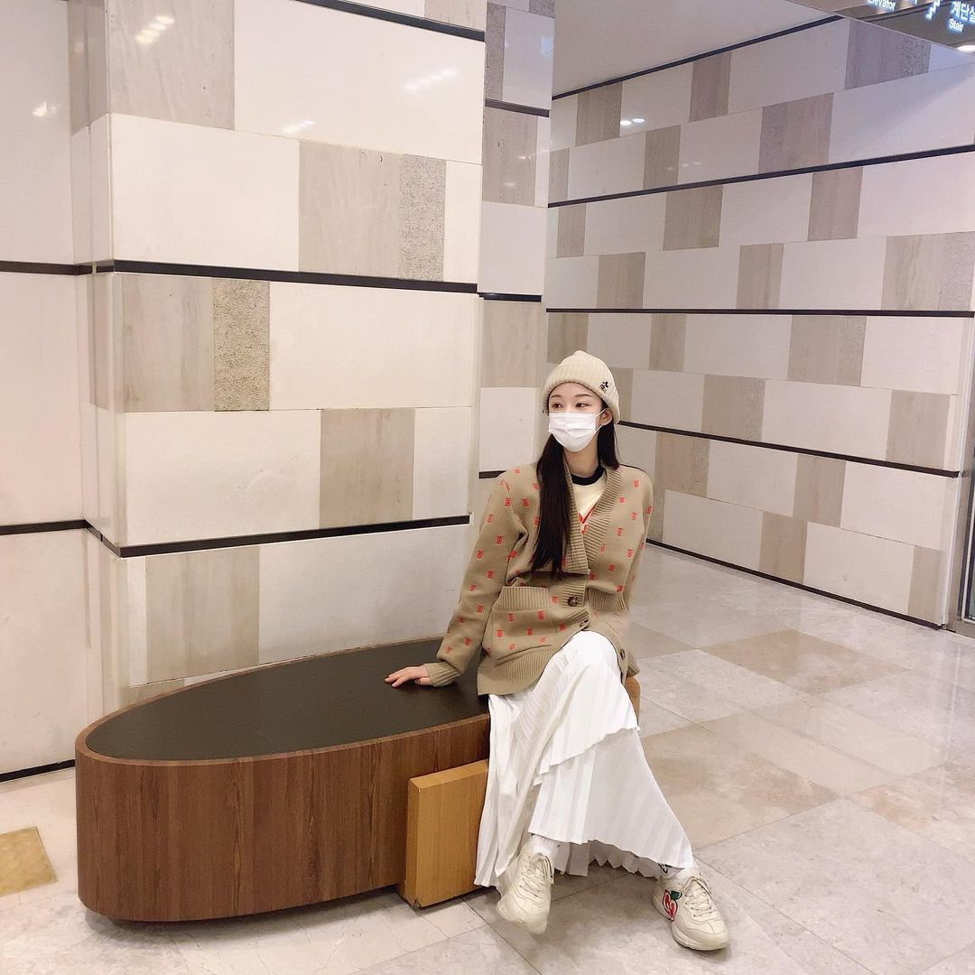Lydia43317889's tweet photo. すれ違いで 会えん日々…
誰と居っても苦しくて 悲しくて

でも あの時…
素直な気持ち 言葉に出来んくて
『別れよ』の言葉に勝てんかった

連絡来て 嬉しかったよ
一緒に居って 幸せやったよ

まだまだ過去には出来ん位…
あんたが好き 誰よりも愛しとる https://t.co/6rrPNtKtYZ