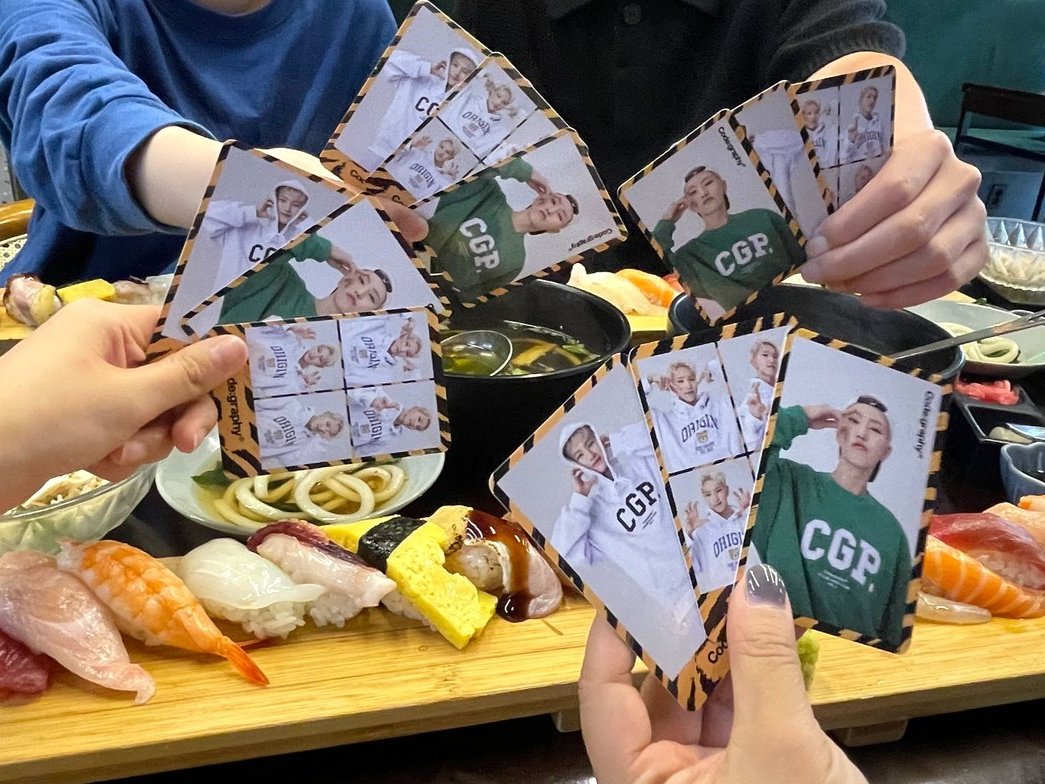 Codegraphy_twt's tweet image. 코드그라피는 호랑이만 보이면 그게 어디든... 
호랑해  코랑해 !!!!! (◝▿◜)🐯💛