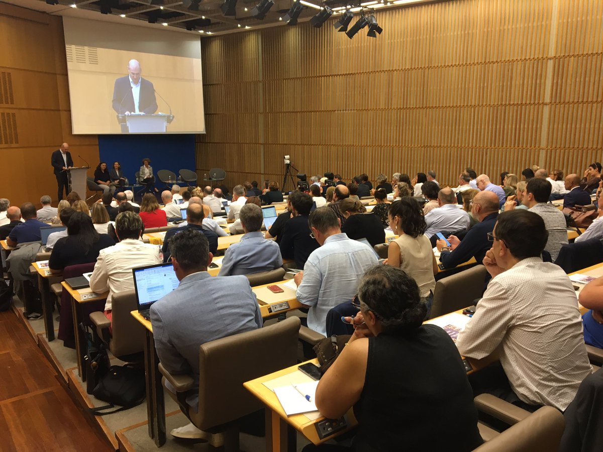 MedEntreprises's tweet image. La communauté de l’#achat responsable se réunit aujourd’hui à @Economie_Gouv et célèbre à la même occasion les 10 ans du #labelRFAR @CnaAchats