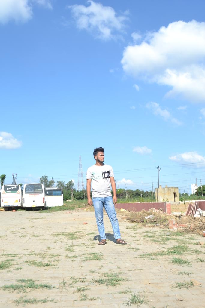 XAlbatross16's tweet image. Hum Apni shaksiyat khud bnayege 
.
.
      #Newlife #Retwiter #Onepost