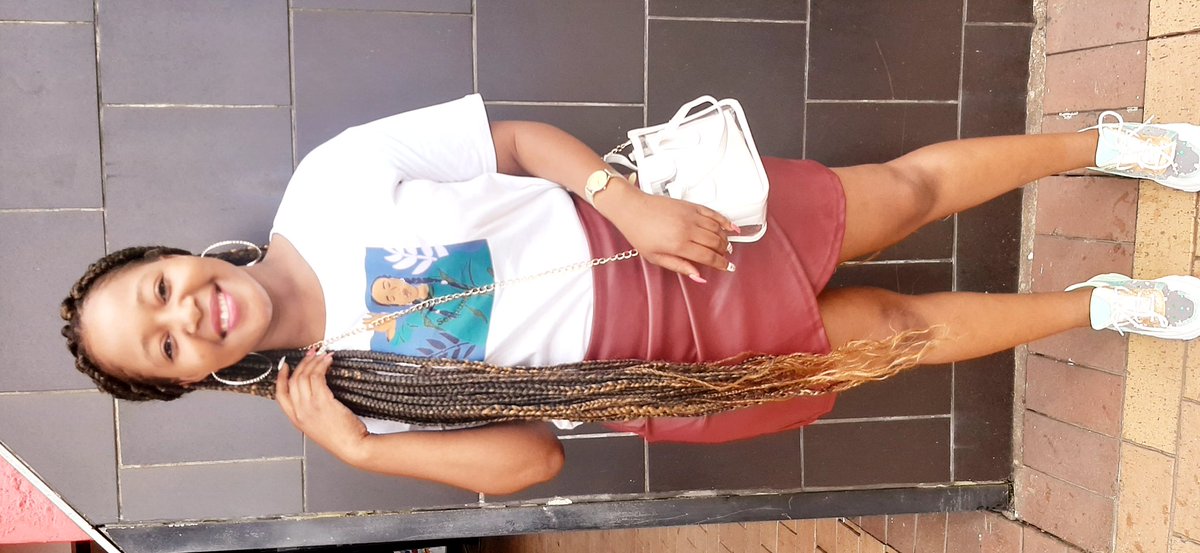 ThandyZee's tweet image. Out with other kids😛