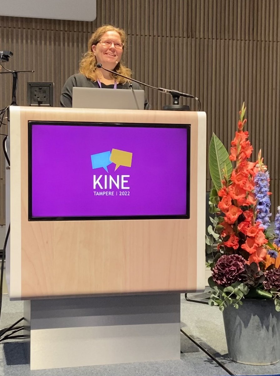 Kine2022's tweet photo. @jennikauppila: Oikeus kulttuuriin on ihmisoikeus. Kirjastoilla tässä keskeinen rooli. #kine2022 https://t.co/siqDX3orgr