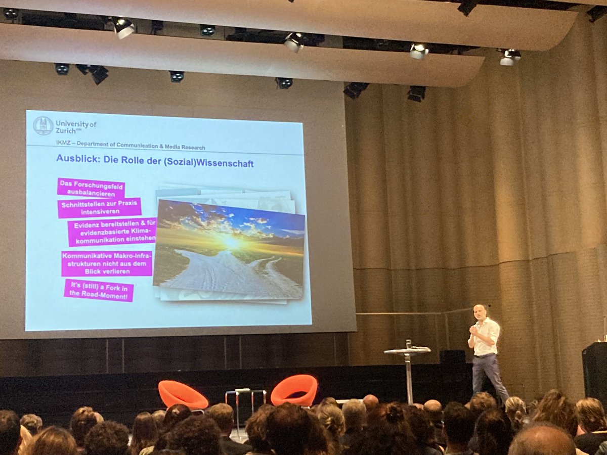„Wie kann man die Leute zum Träumen und somit zum Handeln bringen?” Spannende Analyse von @mss7676 zur Rolle der Medien und (Sozial)#Wissenschaft in der #Klimakommunikation! #K3Klima <a href="/proclimCH/">ProClim</a>