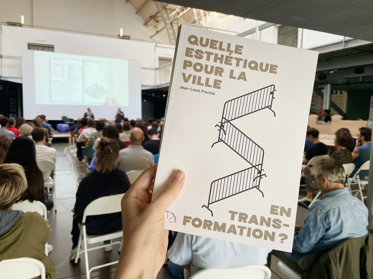 PAVILLON ARSENAL tweet media