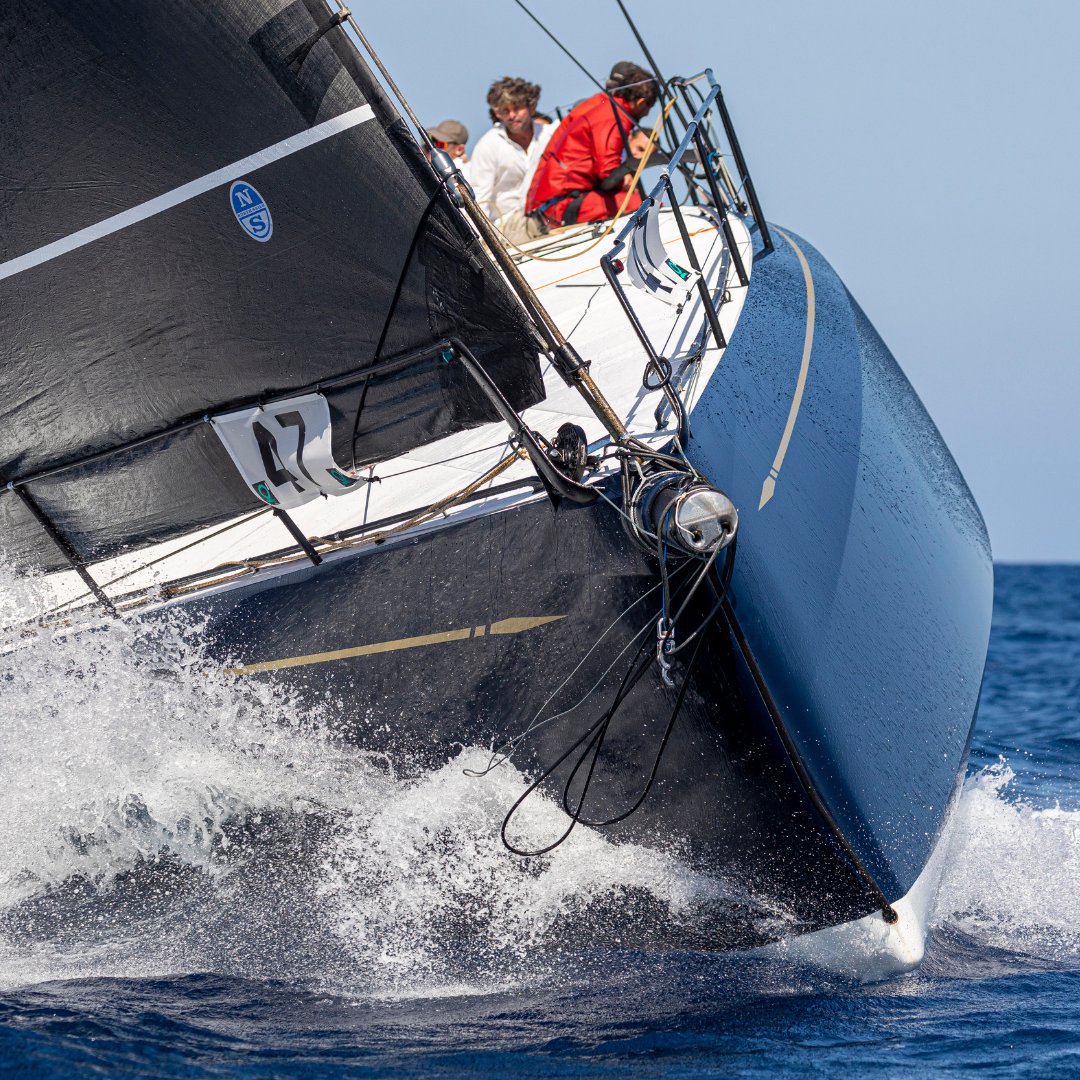 Nautorswan's tweet photo. The new ClubSwan 80 My Song rolls into Day 2 of the Rolex Swan Cup 2nd position in the Maxi Class, behind the Spanish Swan 80 Plis-Play. Here she is in fine form on the Costa Smeralda yesterday. 🌊

#RolexSwanCup #ClubSwan80 #YCCS #Rolex 
📸 Nautor Swan / Studio Borlenghi https://t.co/6Zs8PATY6S