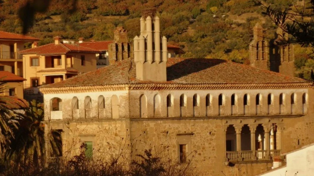 No te pierdas este Sábado 17 de Septiembre la visita guiada gratuita por Pasarón de la Vera y el Palacio de los Condes de Osorno.👇
planvex.es/web/evento-pla…
<a href="/planvex/">planVE guía de ocio</a>