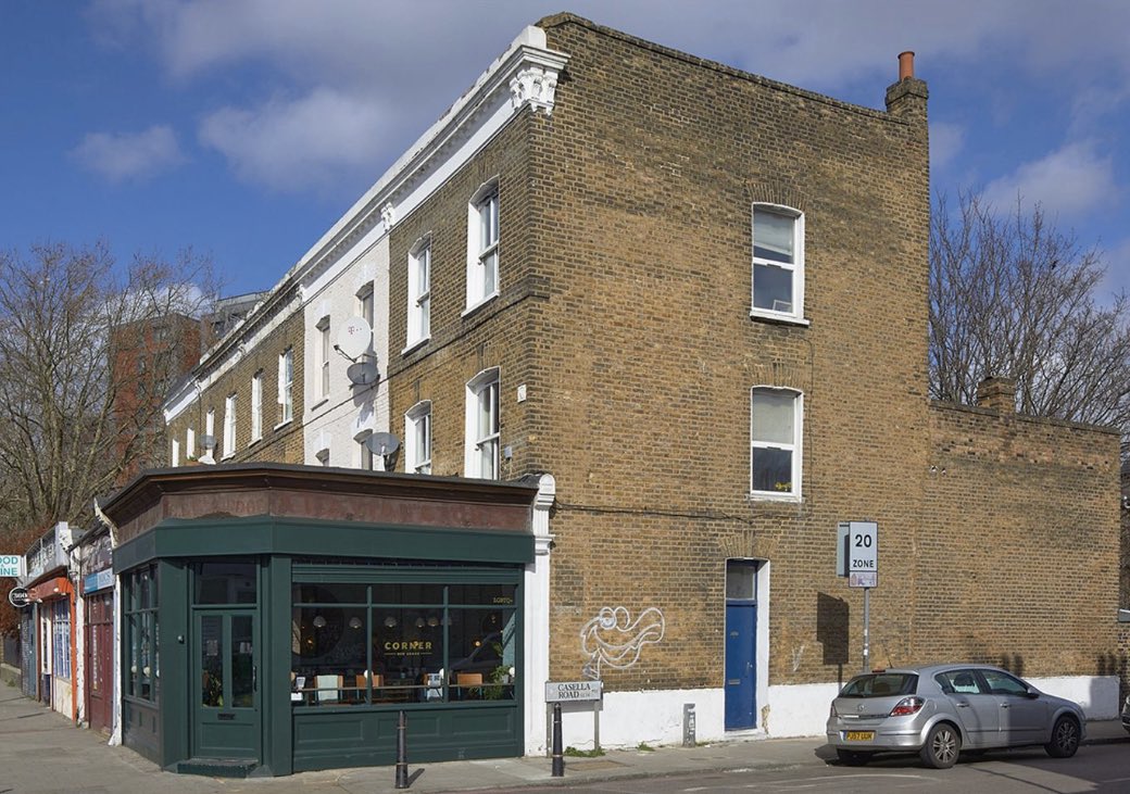 This Thursday we are holding a launch event with Corner in New Cross for their new LGBTQ+ mural. Free tickets and free 🥂! Corner is run by @TarekMerlin and Mark from @FeixandMerlin. 🎟eventbrite.co.uk/e/launch-exhib…