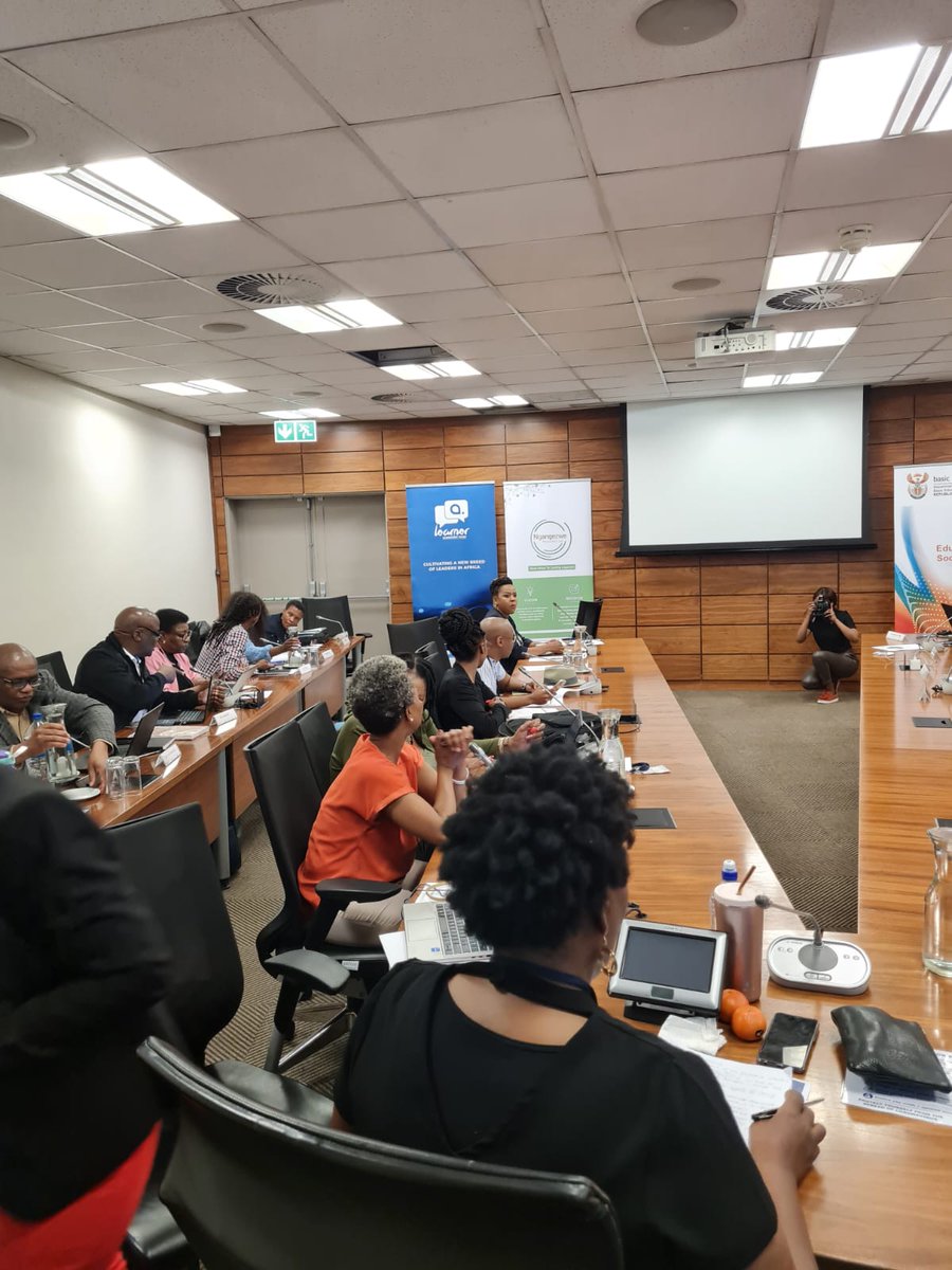 Ngangezwe_F's tweet photo. We are honoured to be part of the Strategic Workshop on enriching RCLs towards a strong peer education machinery. 
Our organisation is centred around capacitating TLOs to enable them to support RLCs.  
Thank you to our partner @DBE_SA for the collaboration. https://t.co/qbg4fbb4W5