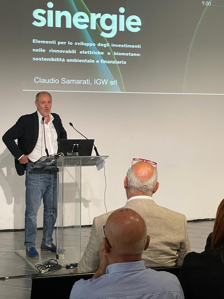 IGWsrl's tweet photo. @csamarati: "Oggi abbiamo dei pre requisiti da rispettare, in qualsiasi operazione finanziaria di investimento. La prima domanda è: sono sostenibile? E se lo sono, lo sono anche dal punto di vista aziendale?"

#biometano #biogas #bioenergie #rinnovabili #energia #sostenibilità https://t.co/J80JOHZB25