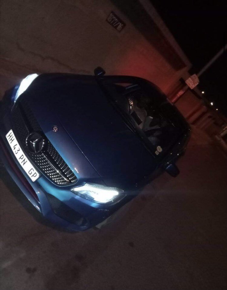 NondabaThembeni's tweet image. My friend’s car was stolen outside Northgate Mall, pls retweet till it’s found!!!!! 🙏🏿🙏🏿🙏🏿