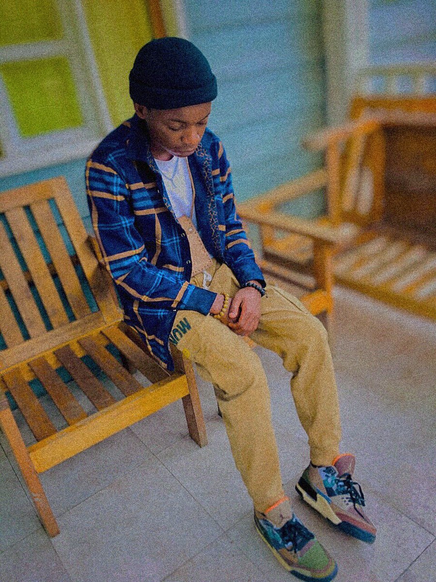AmadixAnd's tweet photo. 🏷📱📦💰 https://t.co/bgVru04CmK