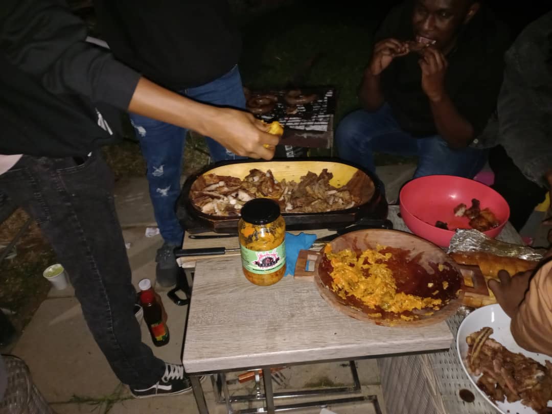 BestZeal's tweet photo. For as little as R50 you have your 750ml vegetable atchar D braai Meat's best friend,shop online on https://t.co/Mhlr4OLDEZ / +27 81 256 7258 WhatsApp Road to 500 jobs #Mnakwethu #GoHomeMeghanMarkle #JusticeforThapelo #podcastandchillwithmacg #PodcastAndChill #Kabza #bestandzeal https://t.co/sfgnnI2Fu2