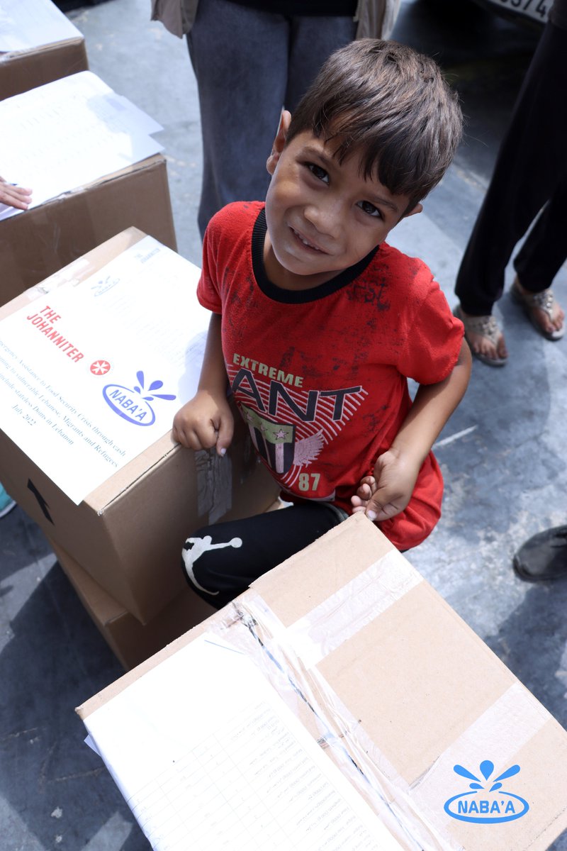 Nabaa_lebanon's tweet photo. Nabaa, in partnership with  Johanniter International Assistance @JOINbrussels @JohanniterInt , provided foods kits for Lebanese, refugees and migrants in Bourj Hammoud and Saida. 310 food parcels were distributed to the marginalized families whose financial condition is dire https://t.co/FXJ3kW44cG