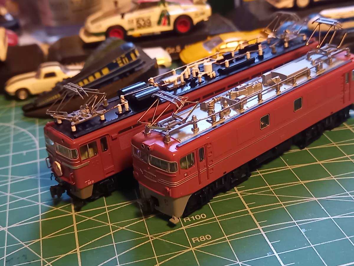 huruyakimiaki's tweet photo. 日本で最初に本格的に運用された交直両用電気機関車EF80。その礎になったのが、ED46です。皆さんご存知のようにED46は試作機で量産はされませんでしたが、模型の世界ではEF80と共に大活躍させられます。私が24系ゆうづるを出した時必ずやるのがED46(マイクロ製)牽引のゆうづるです。#ED46 https://t.co/iiyqmXSnFN