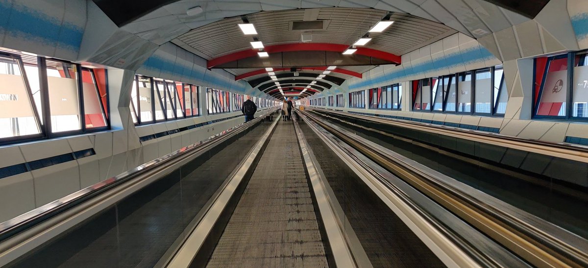 LOCATIONZ™ tweet media