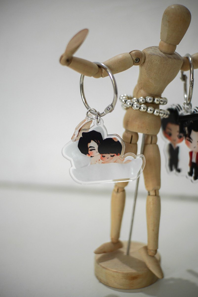 applesworld_th's tweet photo. 🍒 Open Pre Order 🍒

KEYCHAIN
Acrylic, double-sided printed, size approx 5cm.

📍 INA - TH (dm for more info)
🥐 Full Payment (transferWISE)

📅 14 - 22 SEP 2022
✈️ WW Shipping and GO DM 💖

#MileApo #มายอาโป #KinnporscheTheSeries https://t.co/px1j7YwhHK