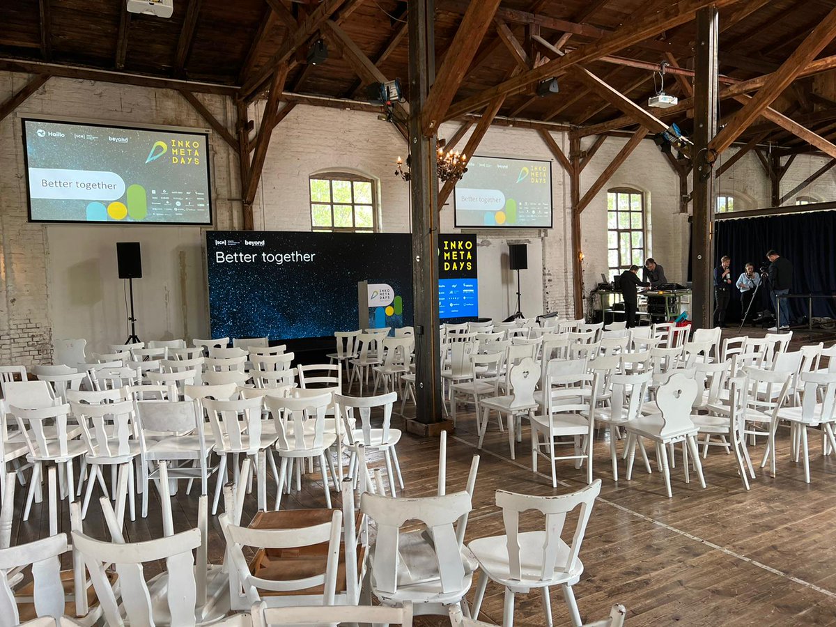 VANTAiO's tweet photo. Wir sind bereit! Heute und morgen veranstaltet die School for Communication and Management (SCM) die INKOMETA DAYS 2022 mitten im Prenzlauer Berg im Herzen Berlins. 📣 
#scm #vantaio #sap #inkometadays22 #inkometa #ik #ui #ux #masterclass #newwork #keynotes #award https://t.co/bty7V4b9cn