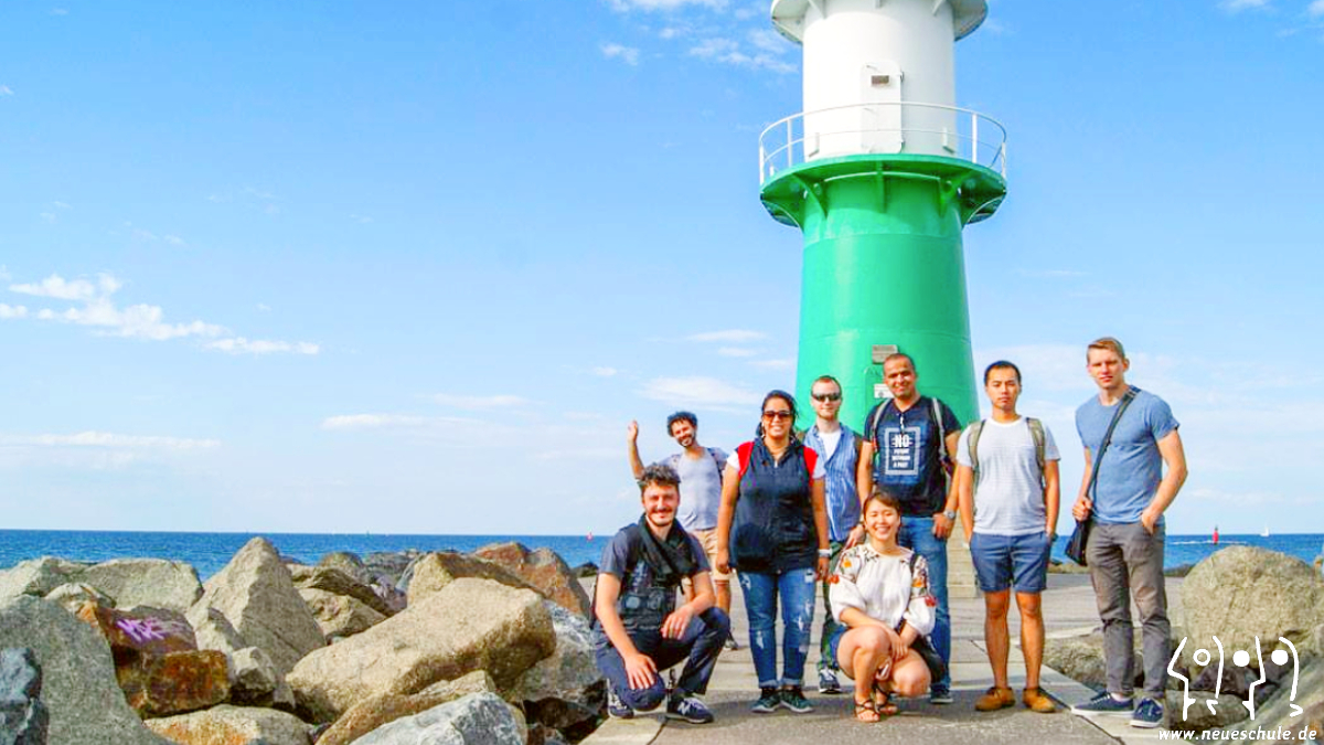 FÜR UNSERE DEUTSCH-SCHÜLER/INNEN: Wegen einer Fußverletzung kann Anja diesen Monat leider keine Exkursionen mehr anbieten. Aber wir haben noch #Rostock mit Peter im Angebot❗️🏦⛪️🏖⛴📆 Sa, 17.09., 8.20 -21.12 Uhr. ➡️Infos: facebook.com/events/7529264… #dieneueschule #sprachensprechen