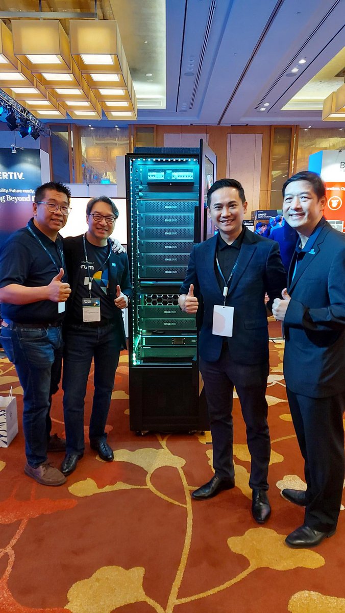 VertivAP's tweet photo. Vertiv empowers the #edge #BeyondIT as it showcased its micro #datacenter solution, SmartCabinet ECO, at the #DellTechForum #Singapore, together with Dell & World Wide Technology. Catch Vertiv at the next Dell Tech Forum:
MY: https://t.co/T0fofBKhzJ
TH: https://t.co/zmfsbB3iLU https://t.co/ymTB8a7PMv