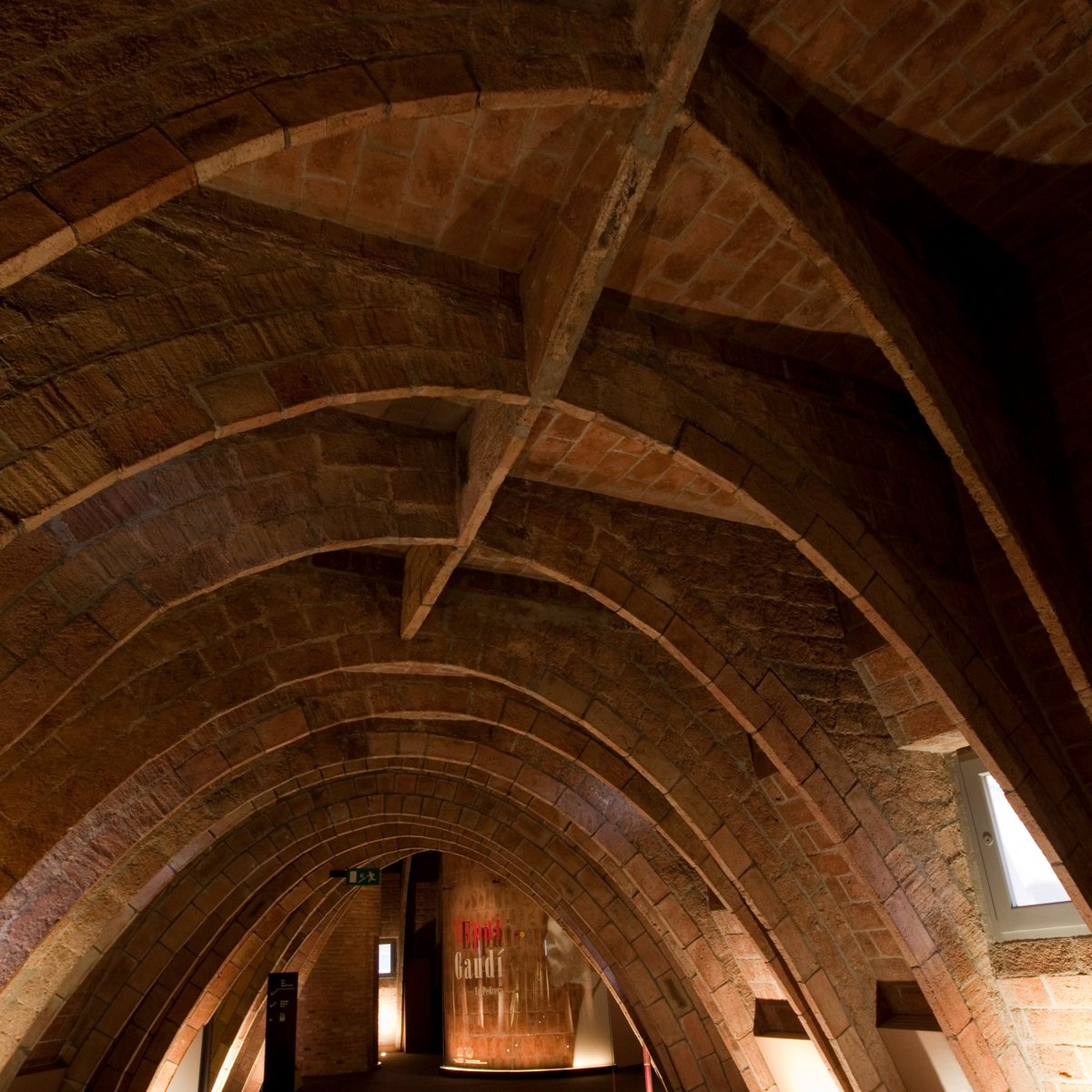 LaPedrera_BCN's tweet photo. #LaPedreraOculta ✨ Ven a #LaPedrera y disfruta de esta visita que te hará descubrir nuevos espacios que habitualmente están cerrados al público. ❤️

👉 https://t.co/0DEI9TahSP https://t.co/al0gsXrQcp
