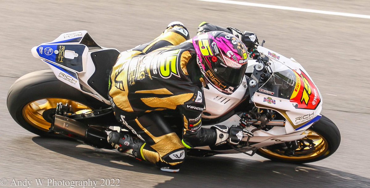 chloejonesrac15's tweet photo. I have space on my helmet for another sponsor for the last 3 rounds.  
Is there any businesses or even personal sponsors that would like to have their logo or name displayed ? 

Message me for more info xx https://t.co/f5ex6otla1