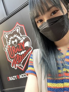 山本彩 ぱっつん前髪 青髪のイメチェンショットに反響 若さと可愛さ増してる さや姉可愛いすぎ All About News