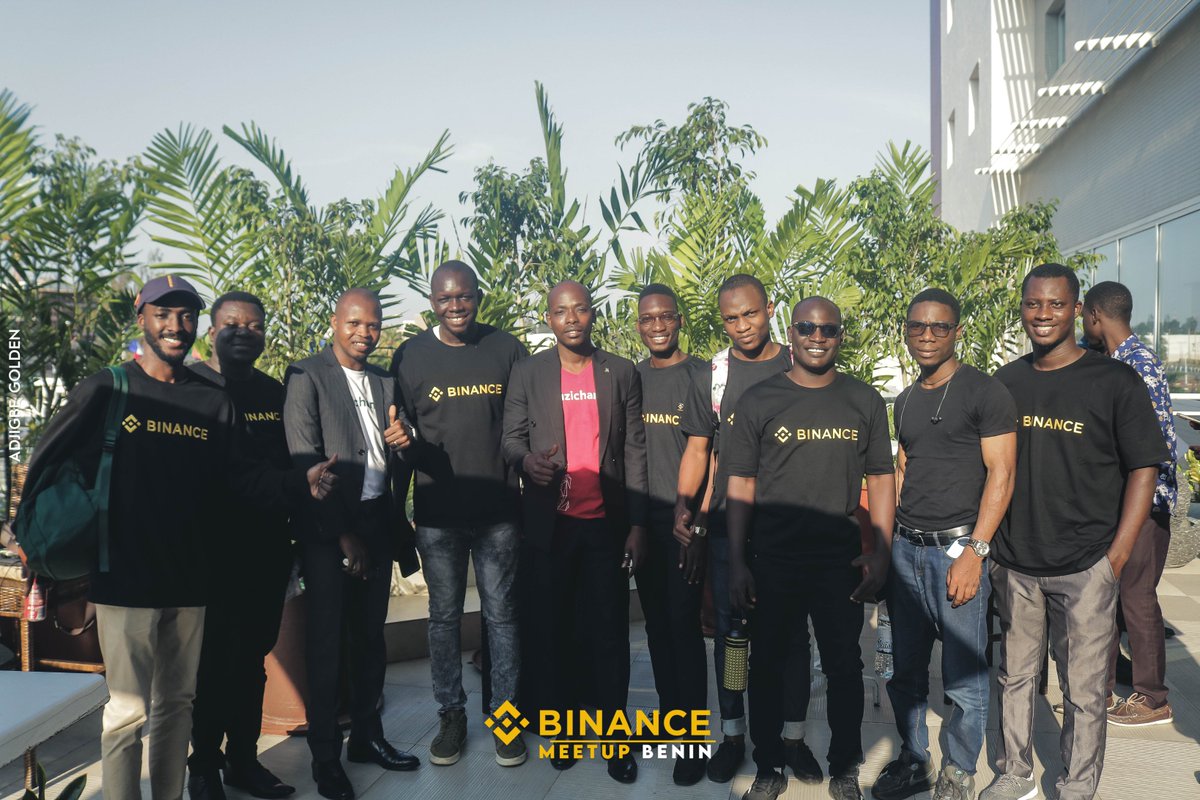 BinanceAfrica's tweet photo. It was a fantastic experience hosting the first-ever meetup in Cotonou, Benin.

Over 370+ people attended as the #Binance team taught about the Binance ecosystem and blockchain technology. https://t.co/U32huL4WBh