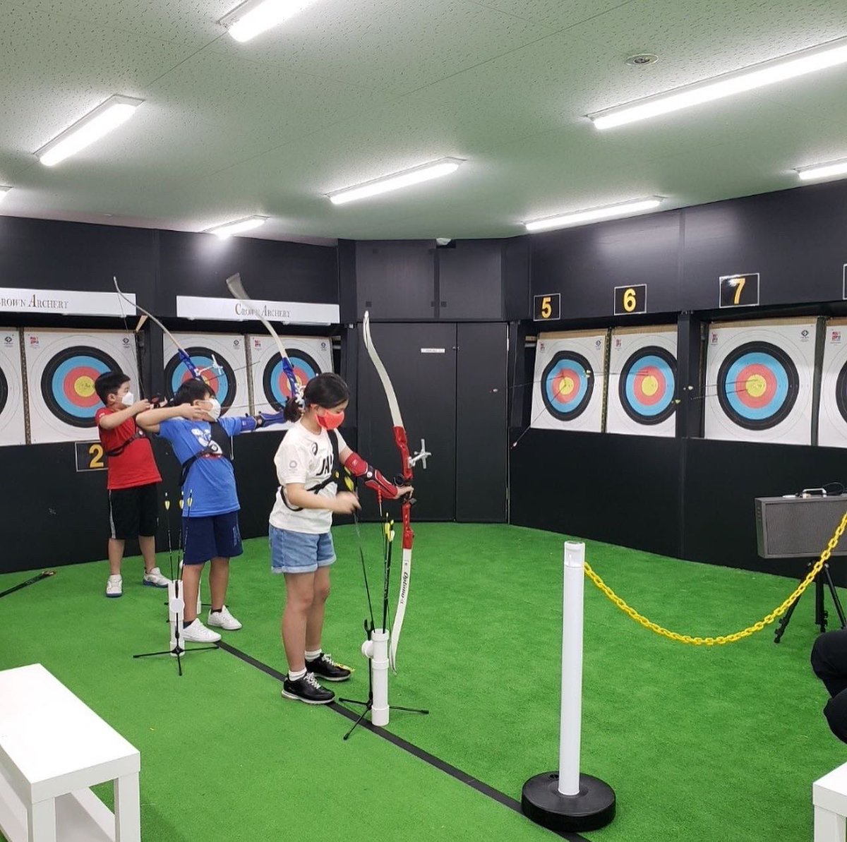 ArcheryCrown's tweet photo. アーチェリーアカデミー無料体験会を実施します！

【集中とリラックスの共存】
そんなアーチェリーの世界にぜひ触れてみてください！

https://t.co/n1pO4sKlAG

#archery
#アーチェリー
#crownarchery
#クラウンアーチェリー 
#競技人口倍増化計画 
#多摩センター https://t.co/vLD2VmkGdr