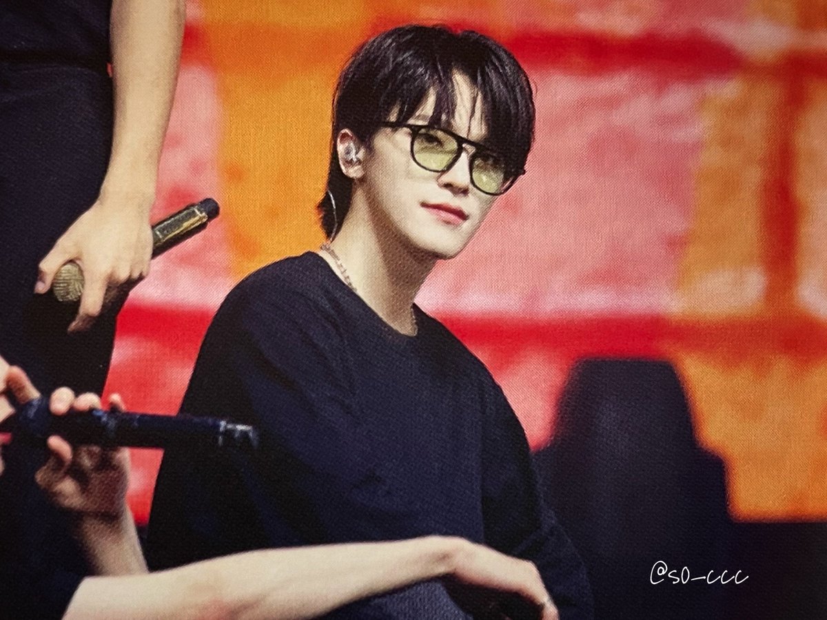 s0_ccc's tweet photo. 🕶✨
#세븐틴  #SEVENTEEN  #セブチ
#디노 #DINO #ディノ 
#Power_of_Love https://t.co/qMq8K8Vpp0