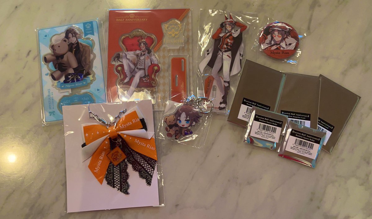 reiha_2434's tweet photo. goods arrived at home✨
so cuuuuute🧡
#Mysta #MystaEmotes https://t.co/UyK7gzr1lN