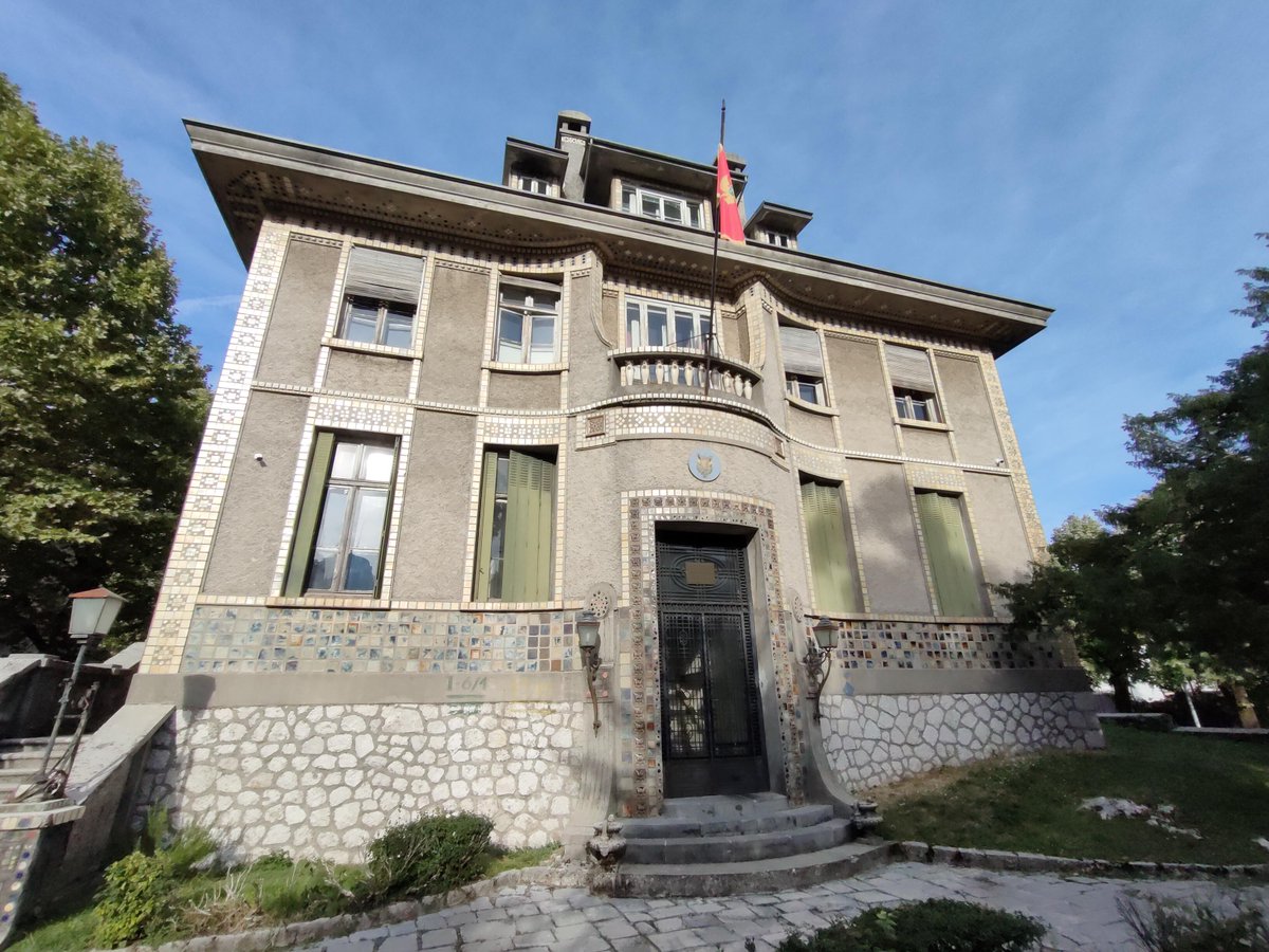 ZuberGregovic's tweet photo. Racun je poslat pok. Ivanu Zuberu da bi s tim novcem isplatio rad finansijskog stručnjaka pok Profesor Zoran Todorovic koji je angazavalo Ministarstvo finansija. 
2 od 3 naslednika Zubera su u toku postupka preminuli ne dočekavši pravdu za imovinu svoga oca milionske vrijednosti https://t.co/cnWKvLVxnW