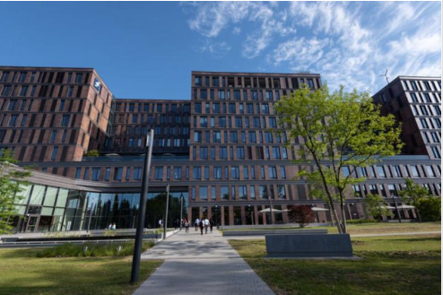 EFSE Fund (@efsefund) on Twitter photo The EFSE DF, <a href="/GreenGrowthFund/">Green for Growth Fund</a> & <a href="/FrankfurtSchool/">Frankfurt School</a> are offering online certification courses for #Ukrainian students &professionals seeking to increase their expertise on financial inclusion and analysis, #green #finance, and #sustainability: Apply now 👉bit.ly/3eDgtdo The EFSE DF, <a href="/GreenGrowthFund/">Green for Growth Fund</a> & <a href="/FrankfurtSchool/">Frankfurt School</a> are offering online certification courses for #Ukrainian students &professionals seeking to increase their expertise on financial inclusion and analysis, #green #finance, and #sustainability: Apply now 👉bit.ly/3eDgtdo