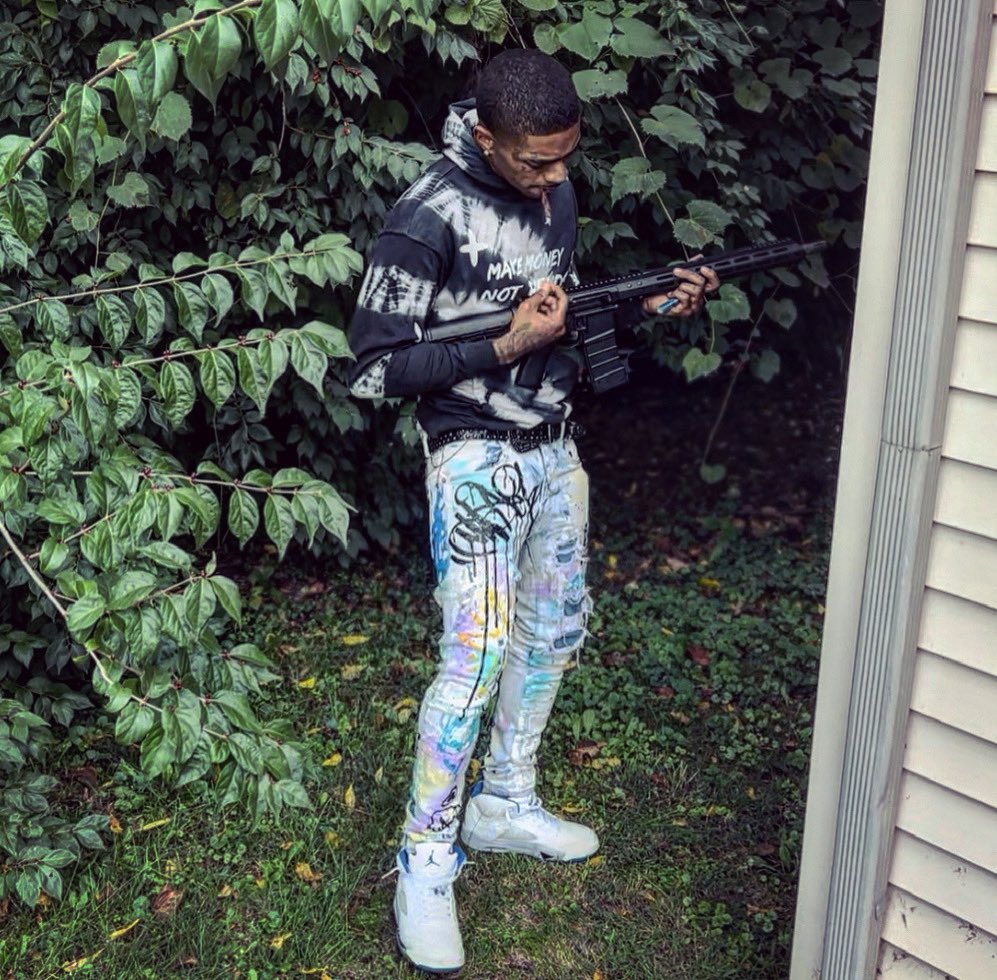 RealHoodFather's tweet photo. Rock out https://t.co/6Is7rWimvQ