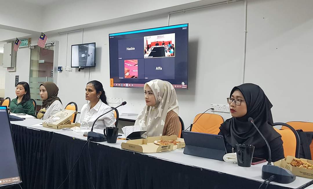 FelixJSaang's tweet photo. Menghadiri Mesyuarat Majlis Pimpinan Angkatan Muda Pakatan Harapan bertempat di Wisma Amanah Negara. Mesyuarat dipengerusikan oleh YB Dr. Kelvin Yii selaku Ketua Pemuda Pakatan Harapan Malaysia. #UpkoProgresif #EqualPartners #AngkatanMudaPH #SabahTanahAirku https://t.co/WIaaIvJL82