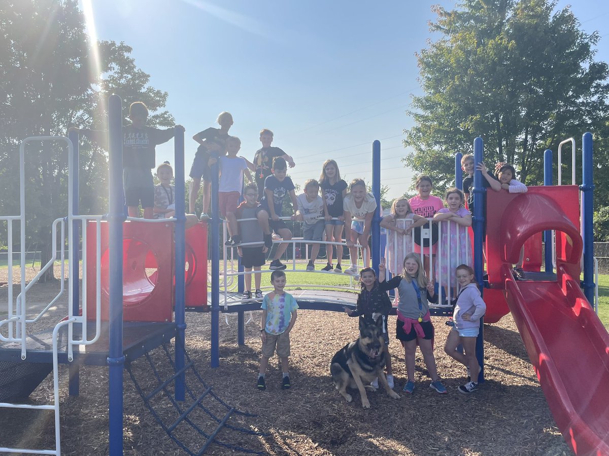 This awesome crew completed the summer reading challenge &amp; earned a free recess!