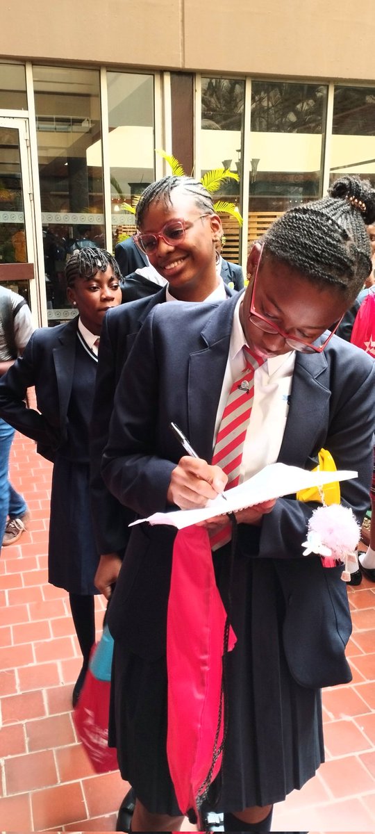 DovelandHighSch's tweet photo. #LoveDoveland #ExcellentSchool #CollegeFair #UniversityFair #UniversityEducation #CollegeEducation https://t.co/avtHdpUGx9