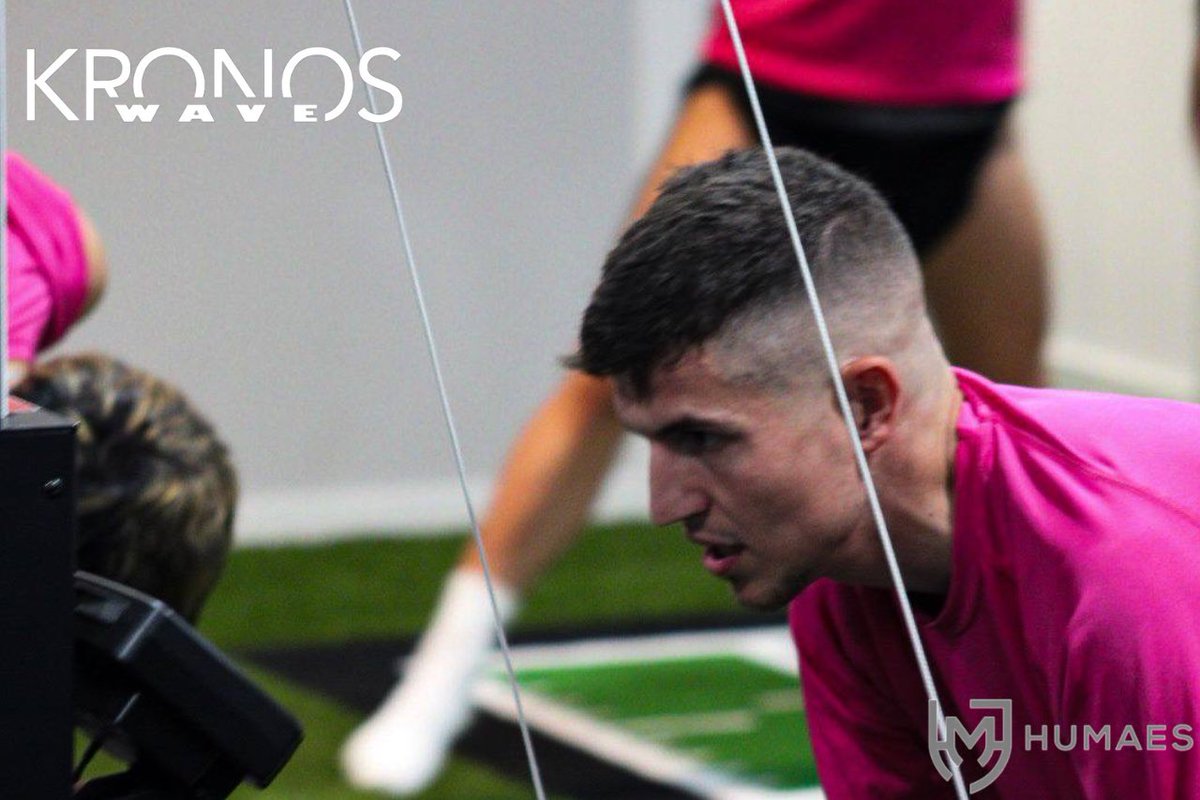 UDVistaAlegre's tweet photo. @KronosWave x @Humaes_ ⚪️🔵||

Gracias al acuerdo entre Kronos Wave y Humaes, los jugadores del #PrimerEquipo de la UDVA disponen de unas instalaciones inmejorables donde podrán realizar entrenamientos en grupos reducidos semanalmente. 

Seguimos progresando! https://t.co/8tHGtKEIpY