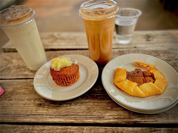 Morning Babes💋💋 https://t.co/3QKyymgi12