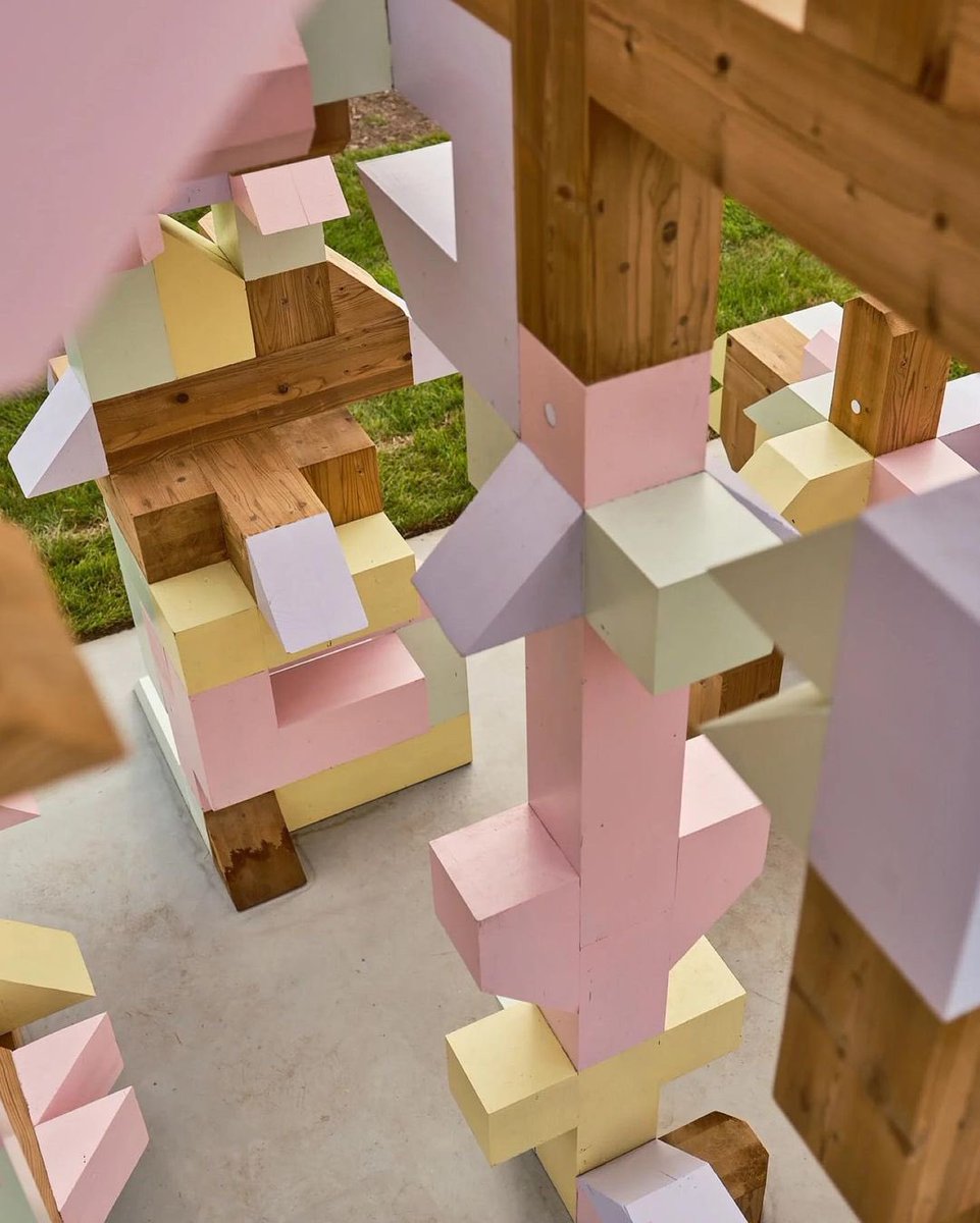 RT: <a href="/parametricarch/">ParametricArchitecture</a> 'FUNGIBLE/NON-FUNGIBLE' created by <a href="/iheartblob/">iheartblob</a> has claimed its title as the world's first blockchain-funded architecture project. Read more; Tap the 🔗 link: parametric-architecture.com/fungible-non-f…

#parametricarchitecture #parametric