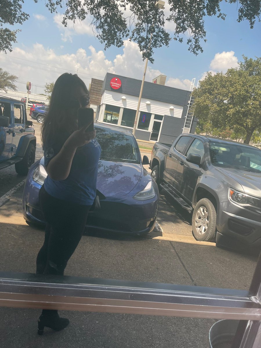 Caitlin Comeskey tweet media