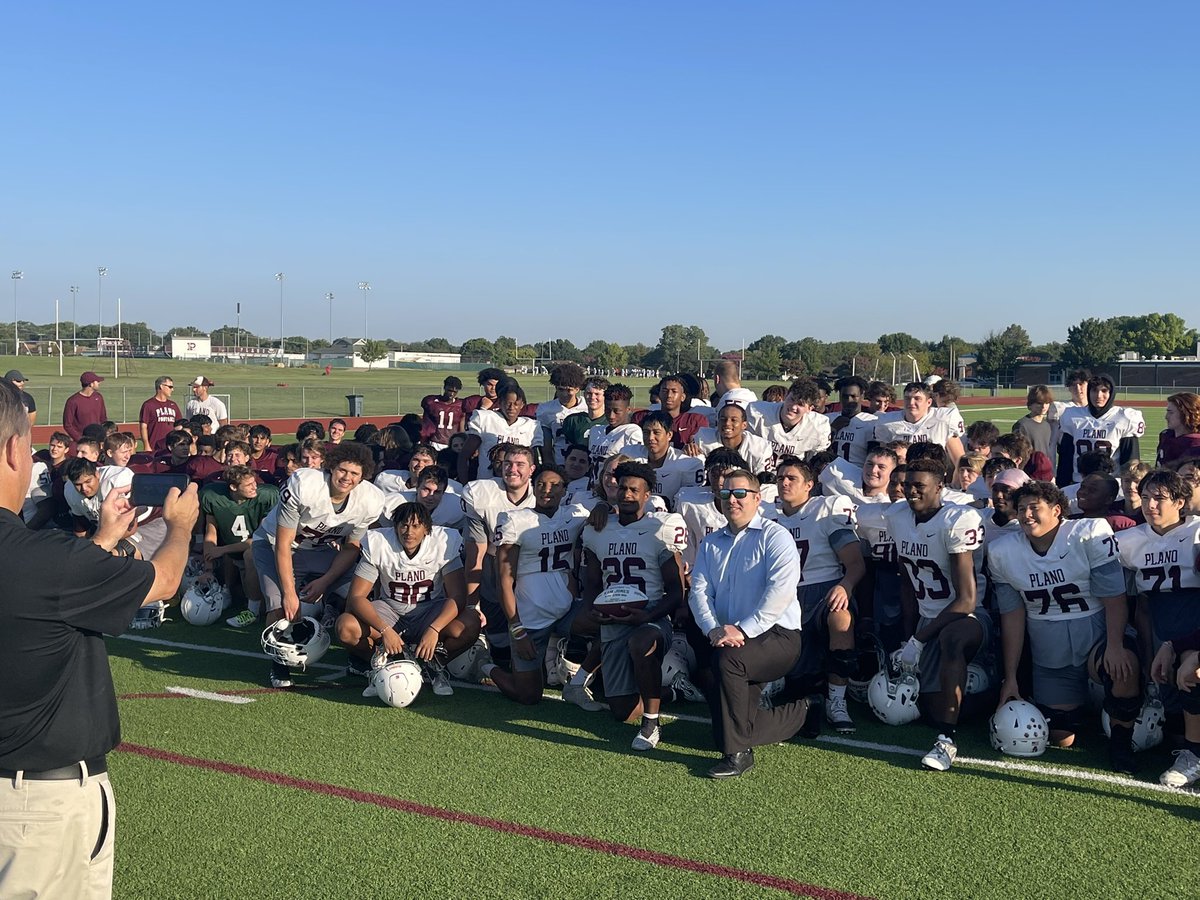 Plano Football (@planofootball) on Twitter photo Thank you <a href="/dctf/">Dave Campbell's — TexasFootball.com</a> for presenting Kam Jones with the Impactful Leadership Award! #TEAMme Thank you <a href="/dctf/">Dave Campbell's — TexasFootball.com</a> for presenting Kam Jones with the Impactful Leadership Award! #TEAMme