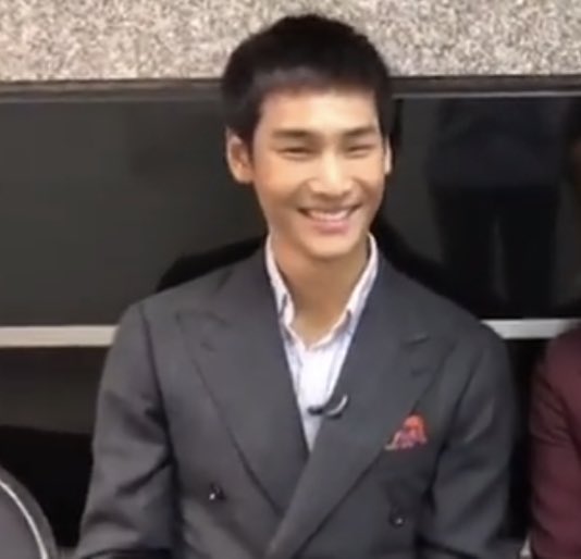 อาโปผู้มอบความสุขให้กับหลายๆคนรวมถึงเราด้วย รักอาโปมากๆเลยนะ อยากจะบอกว่าดีใจที่ได้มารู้จักกับอาโป และขอบคุณที่กลับมาให้เราได้รักนะ
<a href="/Nnattawin1/">Nnattawin</a>
#ถ้าอาโปอ่านยิ้มด้วยนะ