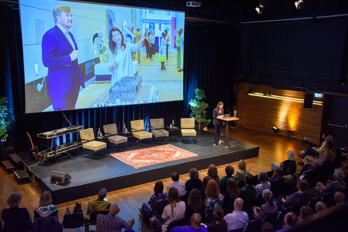 AmsterdamMuseum's tweet photo. Op maandag 12 september vond het symposium 'De Gouden Koets onderzocht' plaats in Pakhuis de Zwijger.
Bekijk het symposium hier terug: https://t.co/mIpuC8tVIl
#amsterdammuseum #museum #degoudenkoets https://t.co/qKw8WHi4jI