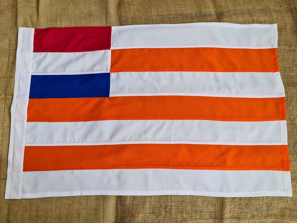 vlagparade's tweet photo. Handgemaakte Vrystaat vlae teen 15% afslag! 

Groottes in voorraad:
 90x60cm   R̶5̶4̶0̶  R460
180x120cm  ̶R̶9̶9̶5̶ R845

Laaste voorraad teen hierdie prys! 
📞Whatsapp bestelling na 0738475310

*Slegs geldig vir Septembermaand

#boerevlae #vrystaat #daarsneteenstaat #vrystaatvlag https://t.co/x5VJrUBzPN