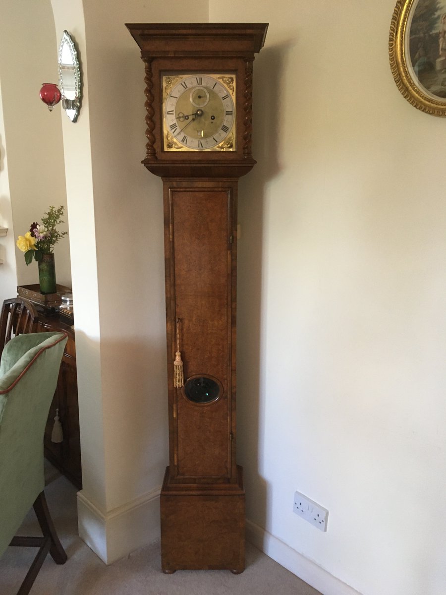 ptcott's tweet photo. Fine copy of 17th Century Walnut &amp; Burr Elm Longcase made by Guy Goodwin some 30 years ago. Has made several Cases in His time, including 'Knibb' cases.Mostly for Collectors/Dealers to accommodate the original Movements.
This case should have a Carved Walnut Cresting. https://t.co/pt8Vno5nud